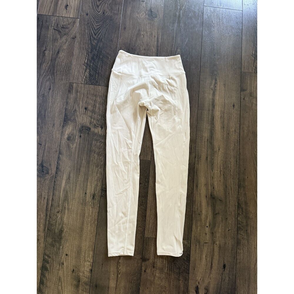 Athletic leggings